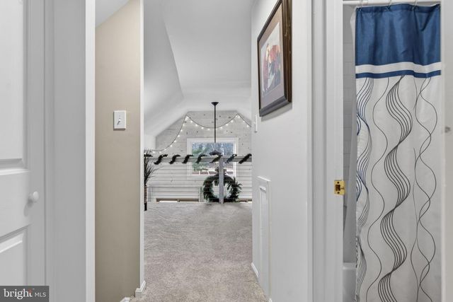 9666 SPRINGS RD, Warrenton, VA 20186