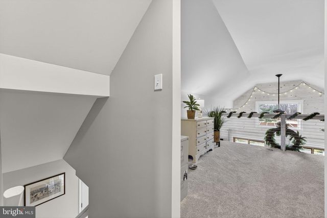 9666 SPRINGS RD, Warrenton, VA 20186