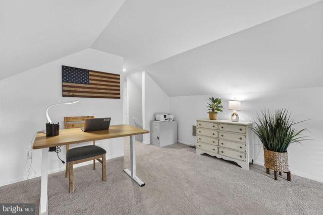 9666 SPRINGS RD, Warrenton, VA 20186