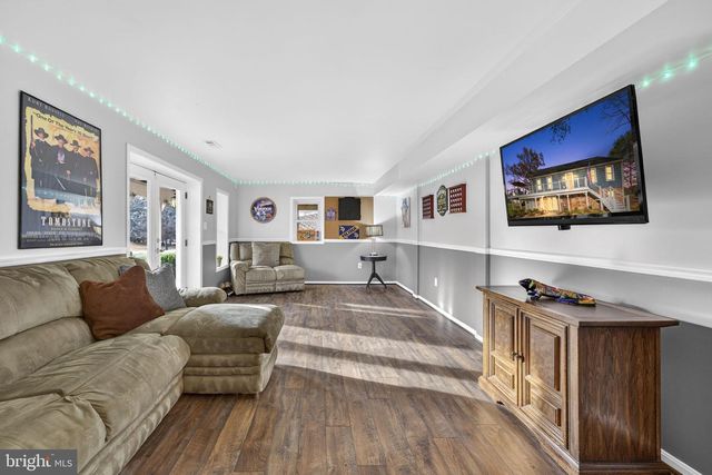 9666 SPRINGS RD, Warrenton, VA 20186