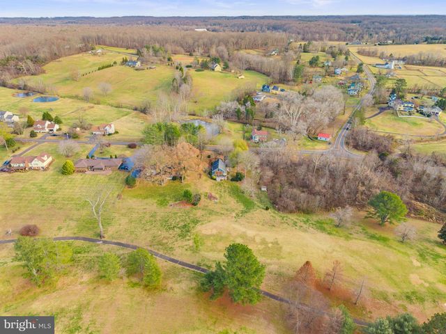 9666 SPRINGS RD, Warrenton, VA 20186