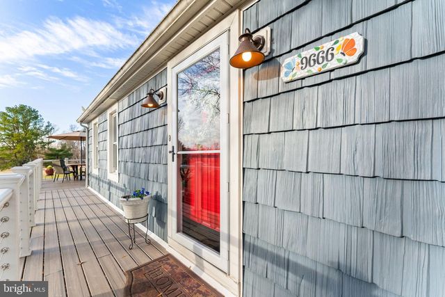 9666 SPRINGS RD, Warrenton, VA 20186