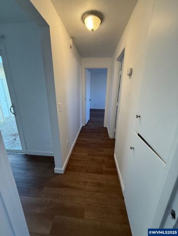 4803 Future Rd NE, Salem, OR 97305