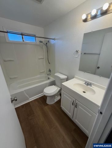 4803 Future Rd NE, Salem, OR 97305