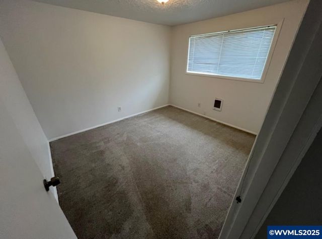 4803 Future Rd NE, Salem, OR 97305