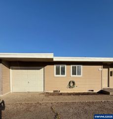 4803 Future Rd NE, Salem, OR 97305