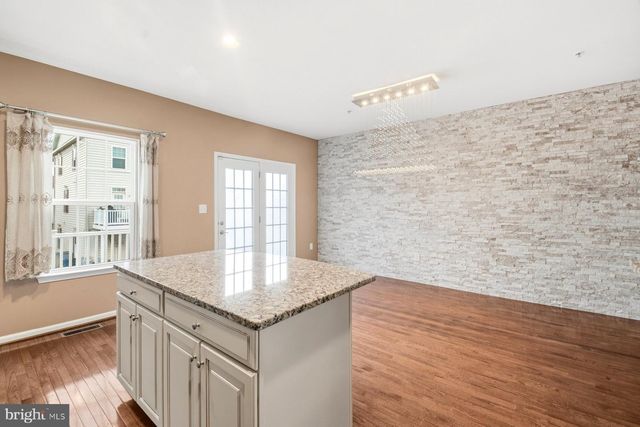 7855 PORT CAPITAL RD, Elkridge, MD 21075