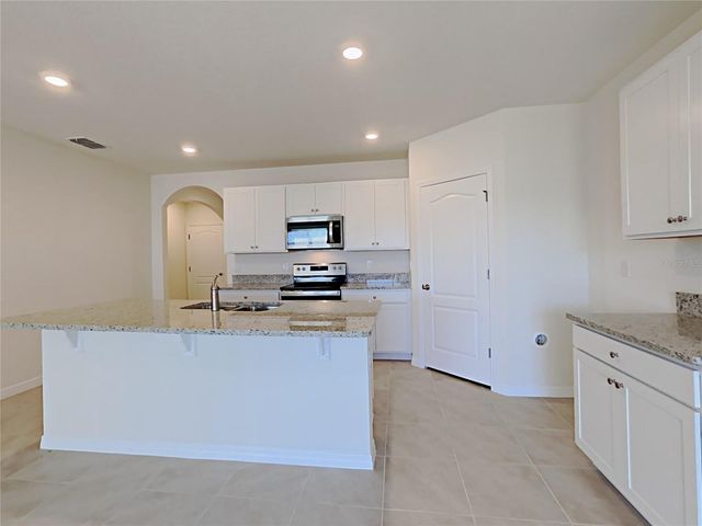 9678 BLACK WALNUT DRIVE, Clermont, FL 34715