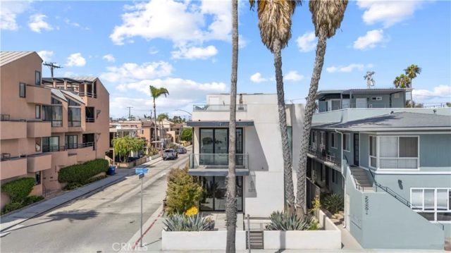 5277 E Ocean, Long Beach, CA 90803