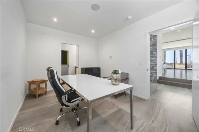 5277 E Ocean, Long Beach, CA 90803