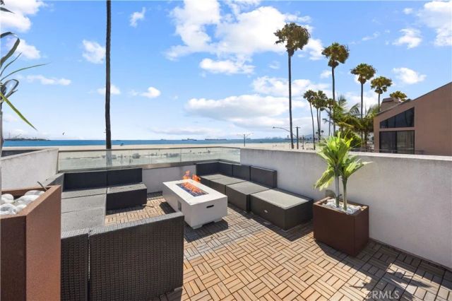5277 E Ocean, Long Beach, CA 90803