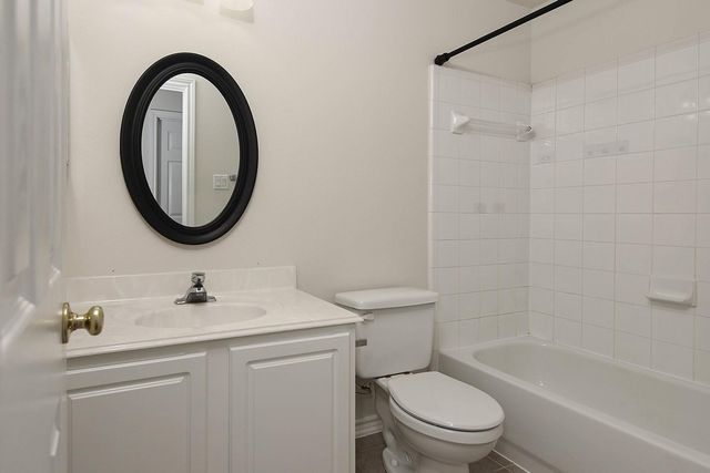 102 Blue Creek, The Woodlands, TX 77382