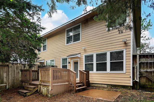 102 Blue Creek, The Woodlands, TX 77382