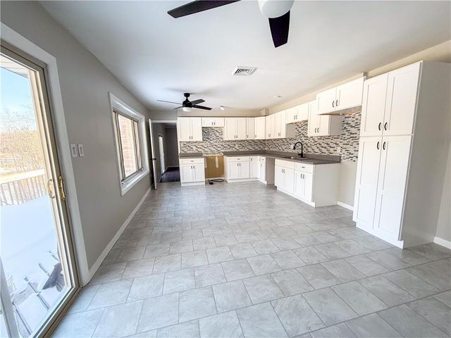 1 Circle Drive, Luzerne, PA 18201
