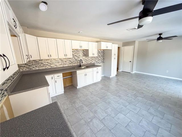 1 Circle Drive, Luzerne, PA 18201