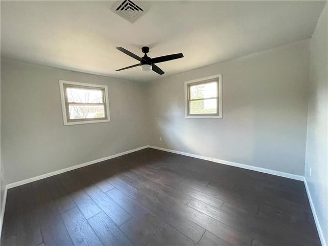 1 Circle Drive, Luzerne, PA 18201