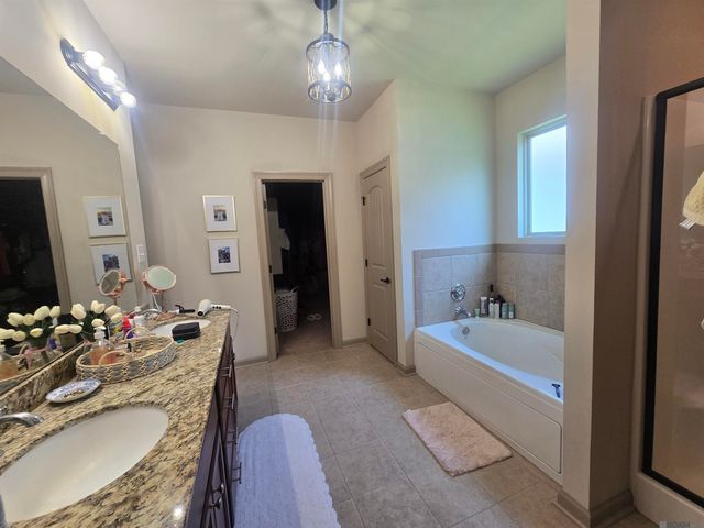 1412 Alouette Dr, Baton Rouge, LA 70820