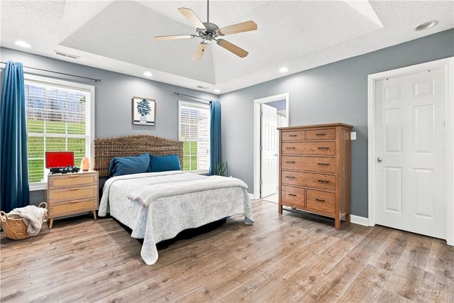 241 Cool Water Court, Boiling Springs, SC 29316