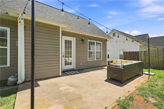 241 Cool Water Court, Boiling Springs, SC 29316