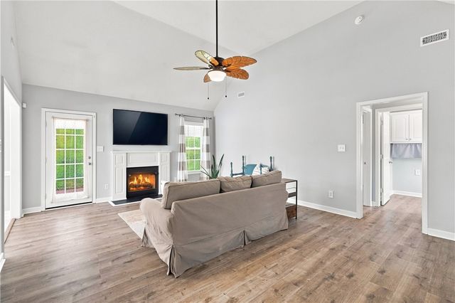 241 Cool Water Court, Boiling Springs, SC 29316