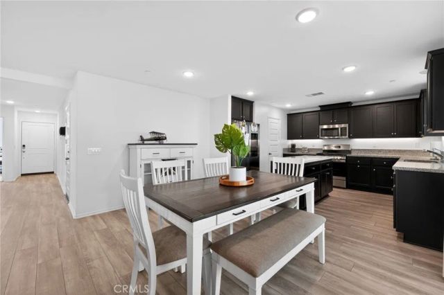 32970 Pacifica Pl, Lake Elsinore, CA 92530