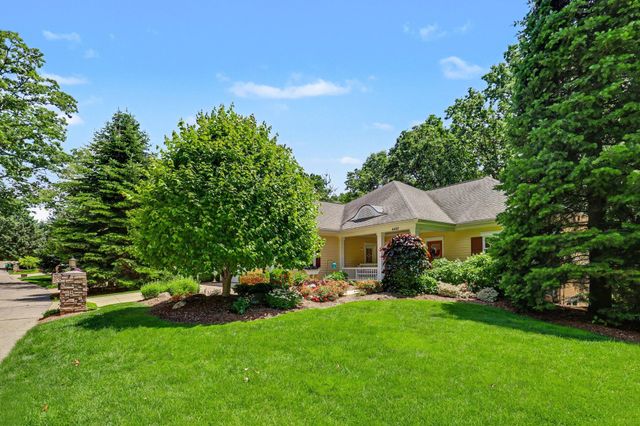 4492 Oak Arbor Drive NE, Grand Rapids, MI 49525