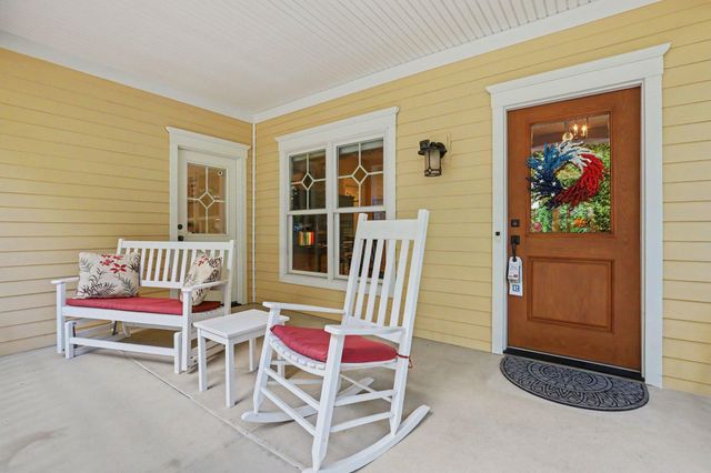4492 Oak Arbor Drive NE, Grand Rapids, MI 49525