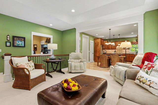 4492 Oak Arbor Drive NE, Grand Rapids, MI 49525