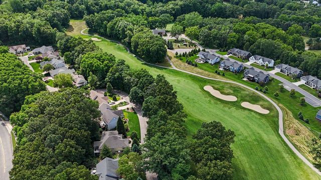 4492 Oak Arbor Drive NE, Grand Rapids, MI 49525