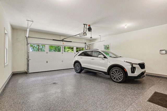 4492 Oak Arbor Drive NE, Grand Rapids, MI 49525