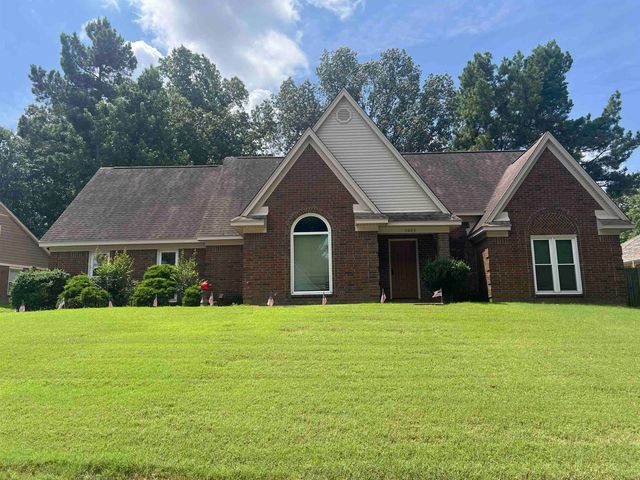 2683 MORNING WOODS DR, Memphis, TN 38016