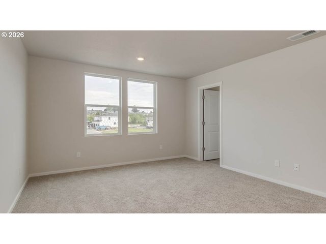 3703 Sw 36th St, Gresham, OR 97080