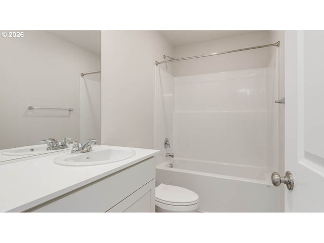 3703 Sw 36th St, Gresham, OR 97080
