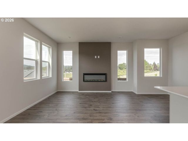 3703 Sw 36th St, Gresham, OR 97080
