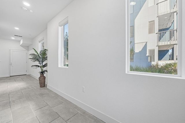 45235 Wisdom Rd. 1000, Fremont, CA 94538