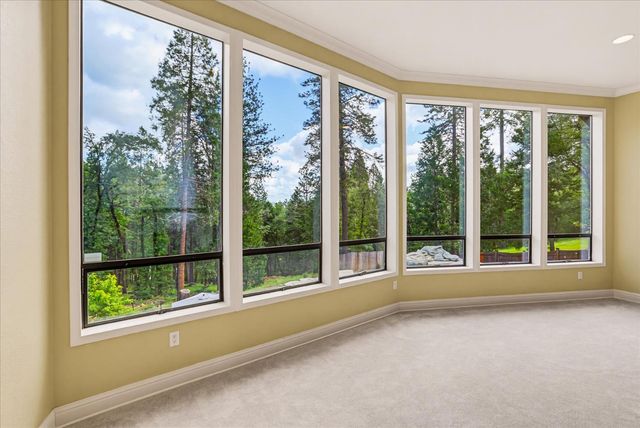 10304 Banner Lava Cap Rd, Nevada City, CA 95959