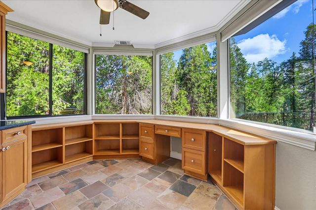 10304 Banner Lava Cap Rd, Nevada City, CA 95959