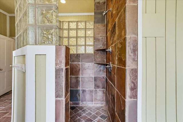 10304 Banner Lava Cap Rd, Nevada City, CA 95959