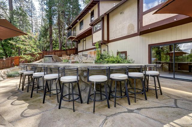 10304 Banner Lava Cap Rd, Nevada City, CA 95959