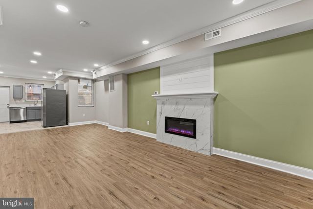 2560 ROBB ST, Baltimore, MD 21218