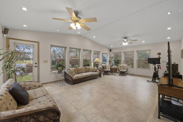 5850 Chatterfield Drive, Dublin, OH 43017