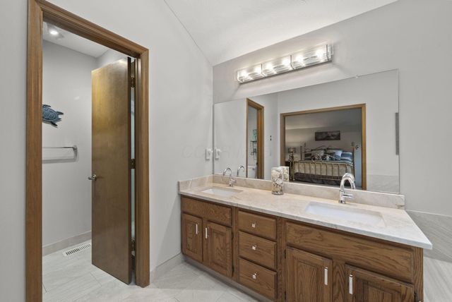 5850 Chatterfield Drive, Dublin, OH 43017