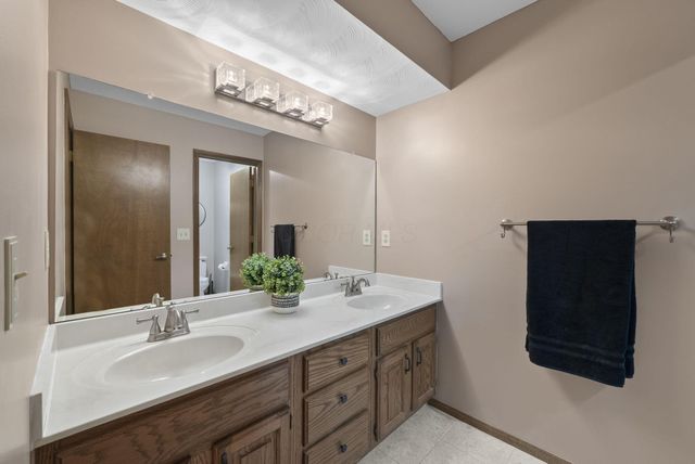 5850 Chatterfield Drive, Dublin, OH 43017