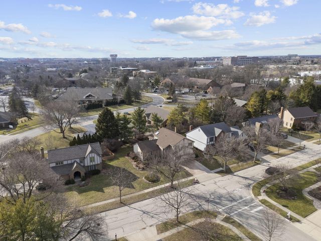 5850 Chatterfield Drive, Dublin, OH 43017