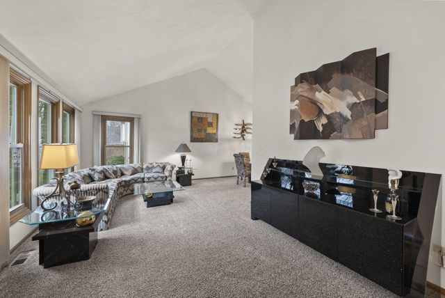 5850 Chatterfield Drive, Dublin, OH 43017