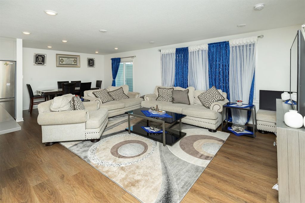 4708 172nd Street, Urbandale, IA 50323