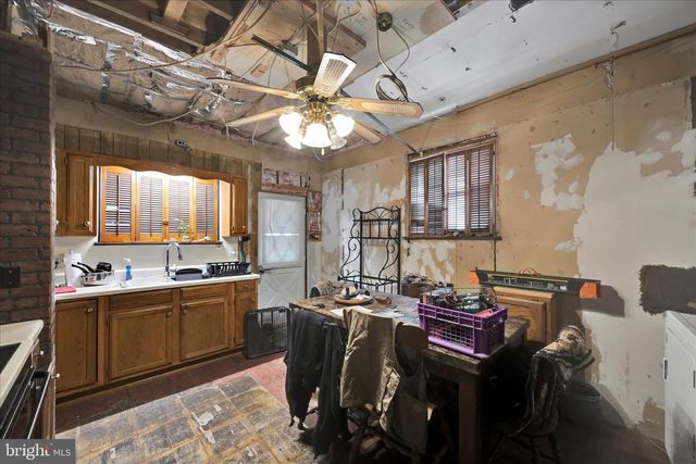 428 LAUREL ST, Minersville, PA 17954