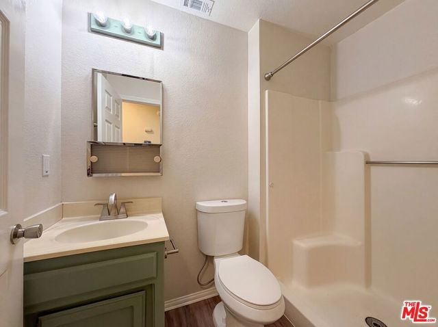 14719 Sandy Ridge Road, Lake Hughes, CA 93532