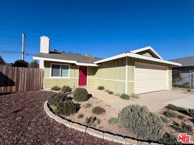 14719 Sandy Ridge Road, Lake Hughes, CA 93532