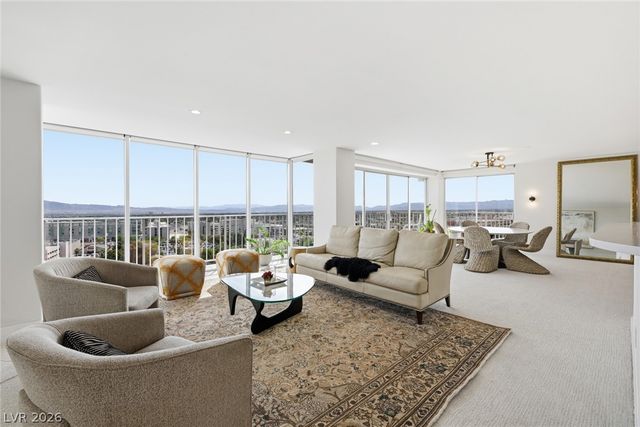 3111 Bel Air Drive 15D, Las Vegas, NV 89109